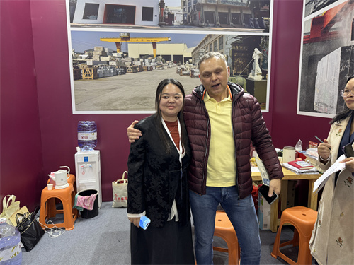 Xingyan Stone Weverving Factory juhlii menestystä Xiamen Stone Fair 2025: llä
