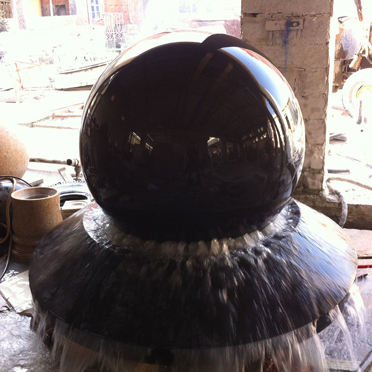 Intia Absolutely Black Sphere Fountain